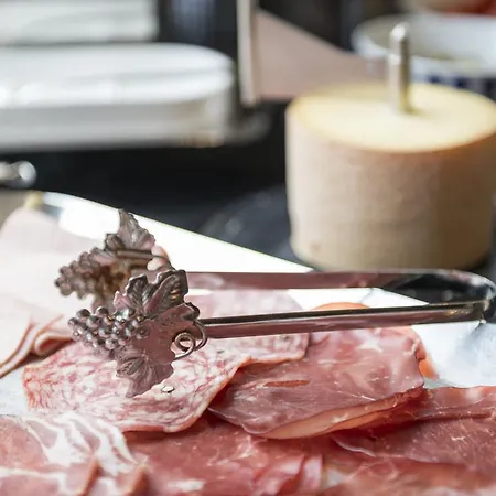 Hotel Le Placide Saint-germain Des Pres 4*