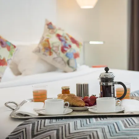 Hotel Le Placide Saint-germain Des Pres 4*