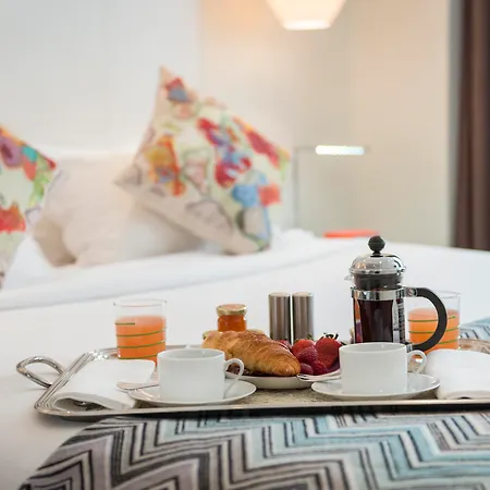 Hotel Le Placide Saint-germain Des Prés 4*