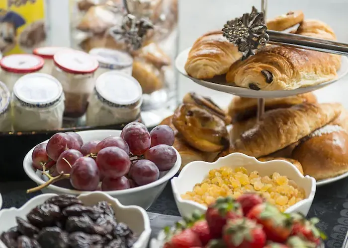 Hotel Le Placide Saint-germain Des Pres 4*