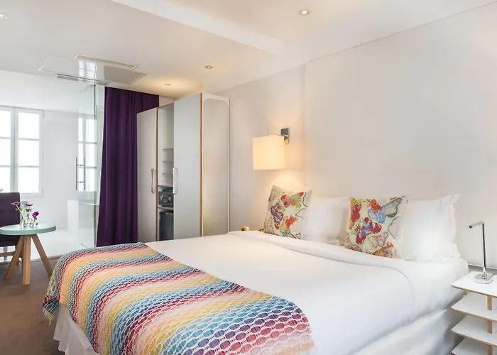 Le Placide Saint-germain Des Pres Paryż