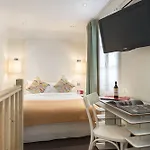 Le Placide Saint-germain Des Pres Hotel